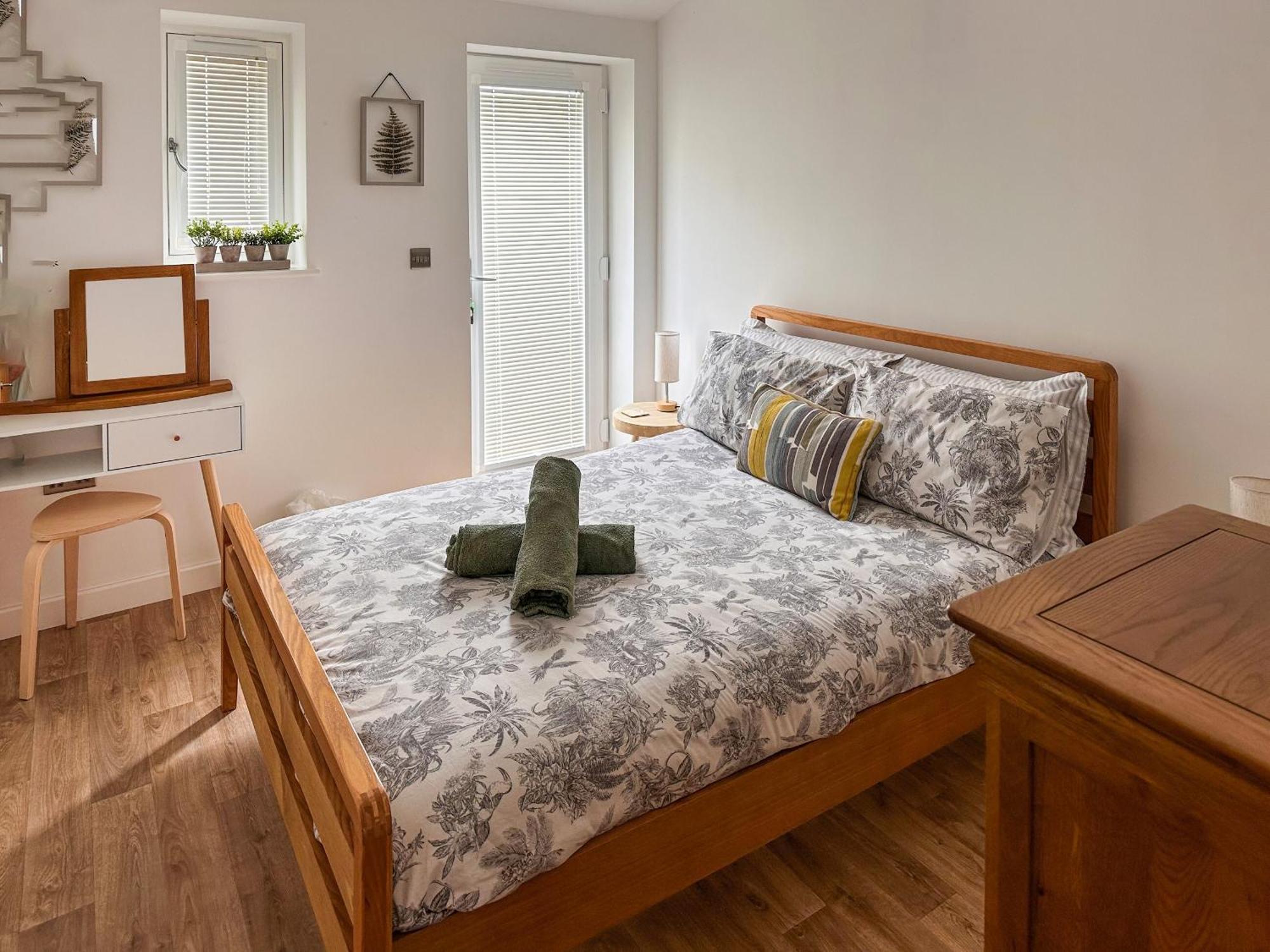 Secretseaview Villa West Mersea Dış mekan fotoğraf