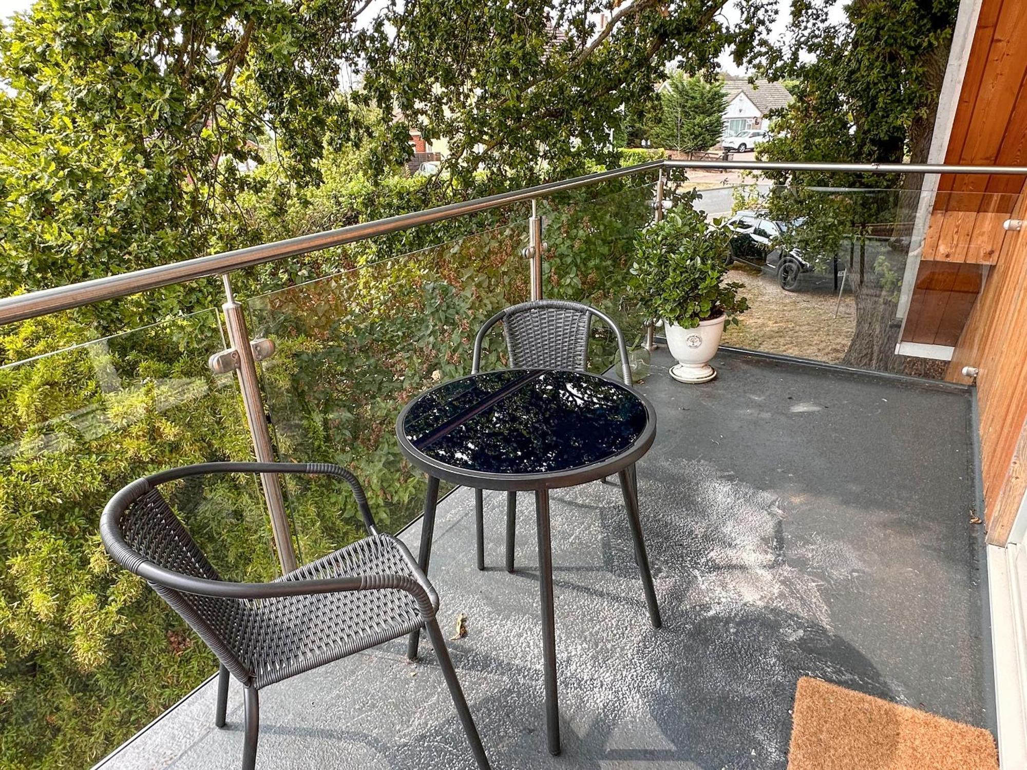 Secretseaview Villa West Mersea Dış mekan fotoğraf